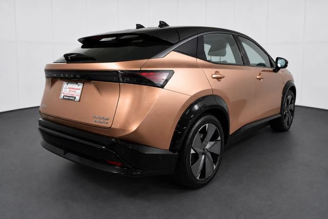 Used 2024 Nissan Ariya AWD image 4