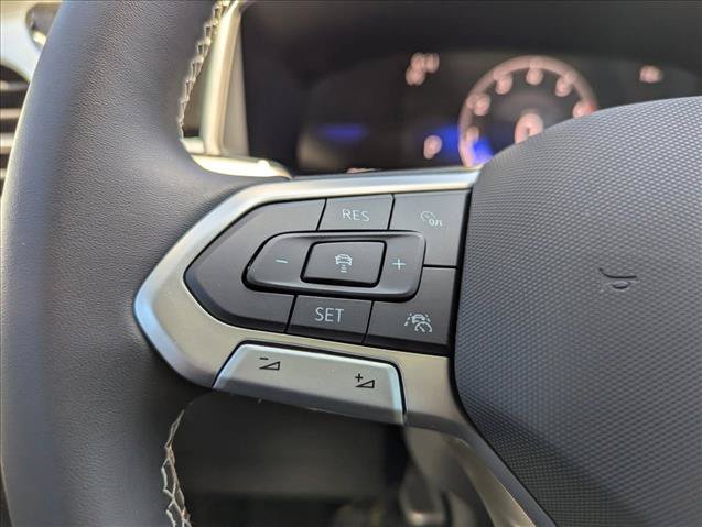 New 2026 Volkswagen Taos SE FWD image 13