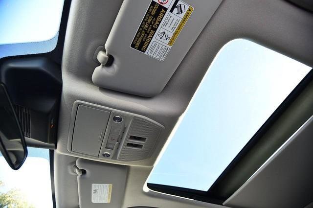 New 2026 Nissan Kicks SR w/ SR Premium Package image 25