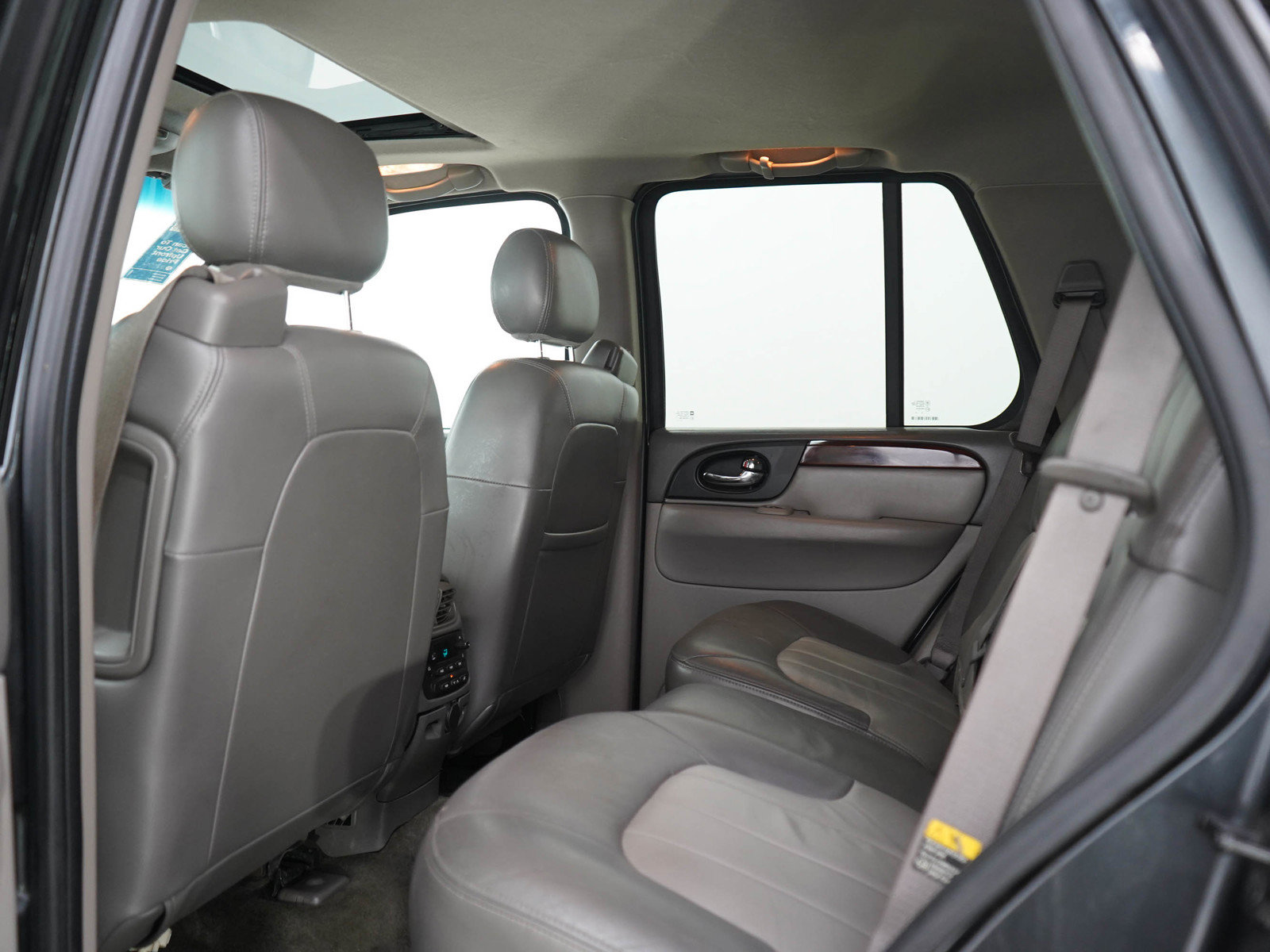 Used 2003 GMC Envoy SLT AWD/4WD image 18