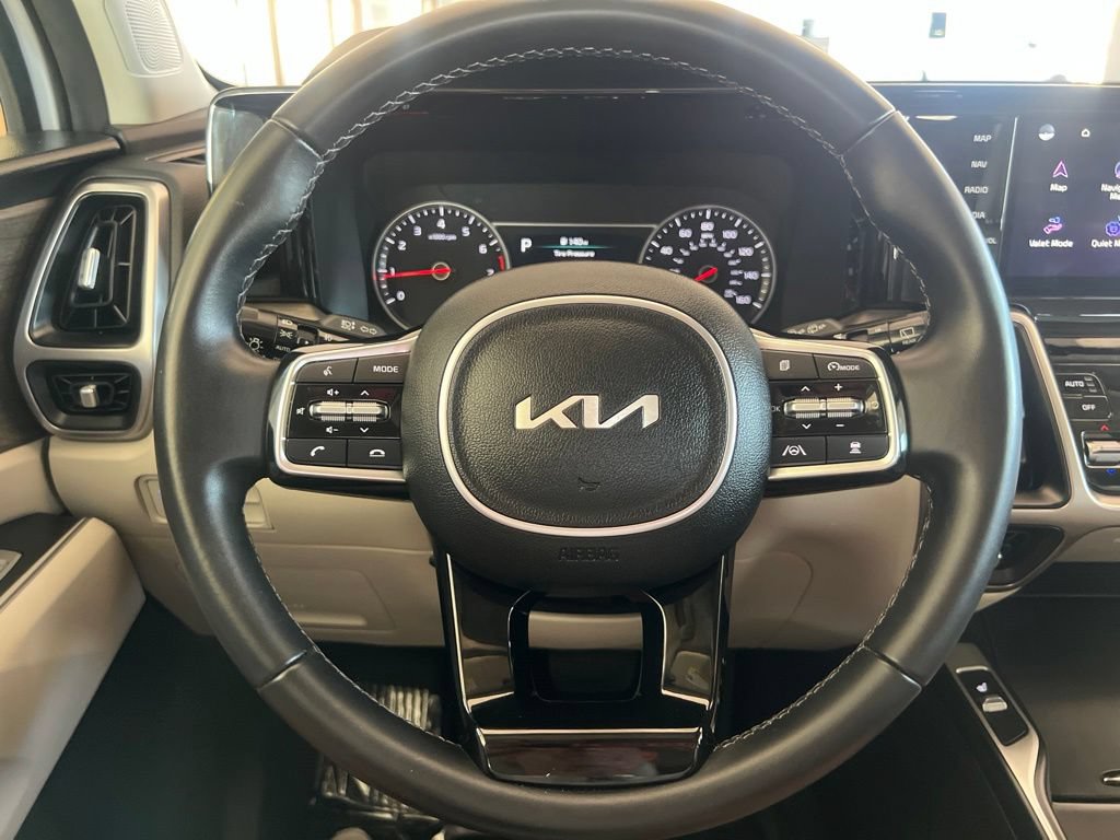 Used 2023 Kia Sorento EX w/ Panoramic Sunroof Package FWD image 53