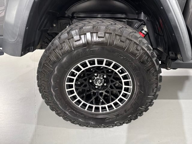 Used 2020 Jeep Gladiator Rubicon AWD/4WD image 10