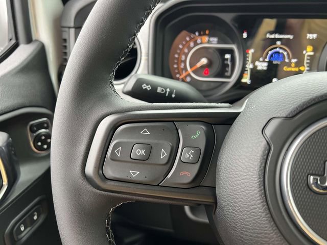 New 2025 Jeep Gladiator Sport image 18