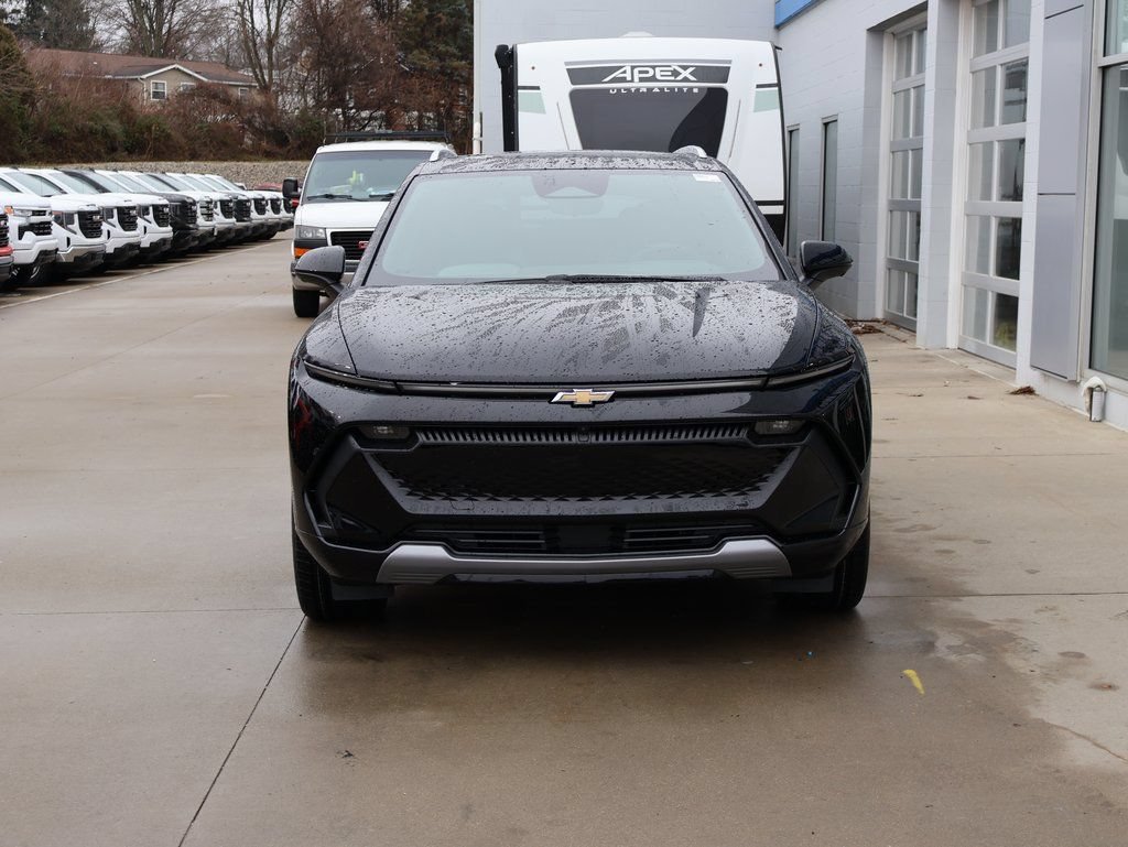 New 2026 Chevrolet Equinox EV LT w/ Convenience Package II FWD image 5