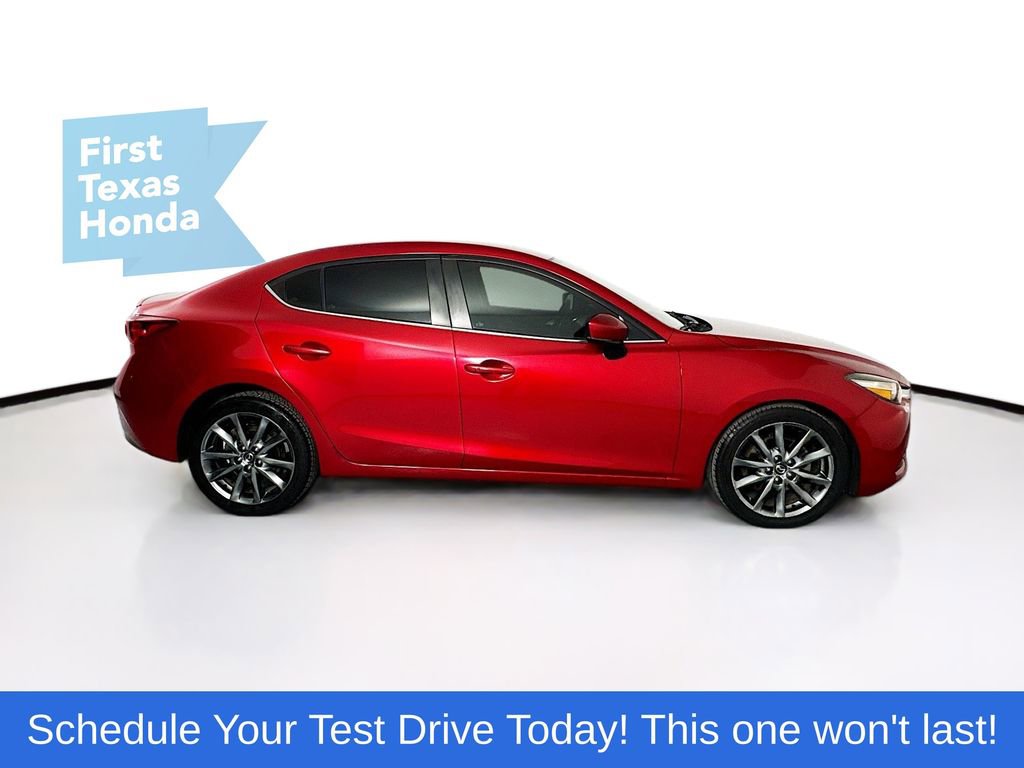 Used 2018 MAZDA MAZDA3 Touring image 9