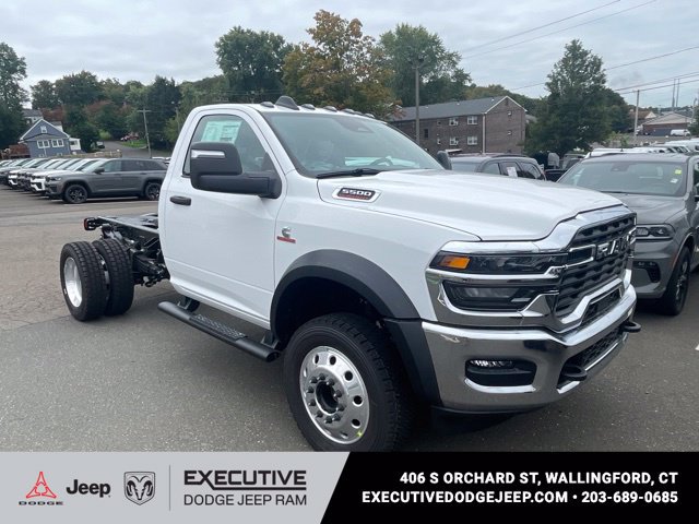 New 2027 RAM 5500 Tradesman AWD/4WD image 3