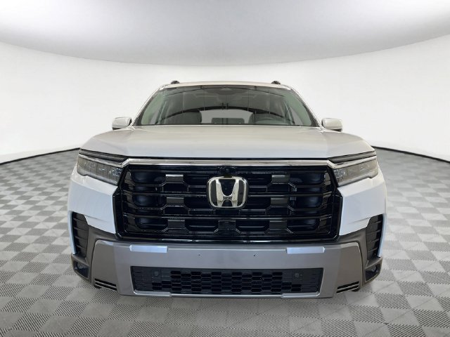 New 2026 Honda Pilot Touring image 9