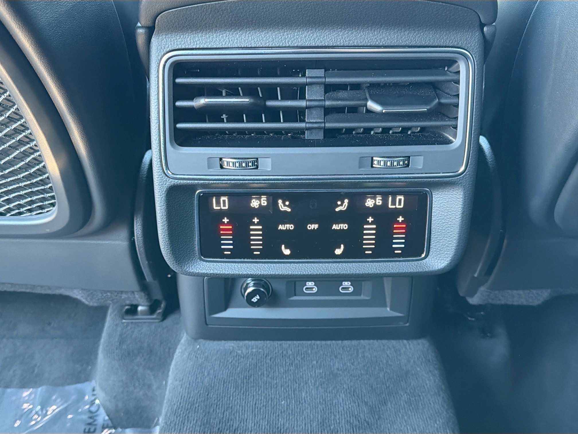 Used 2022 Audi RS Q8 AWD/4WD image 19