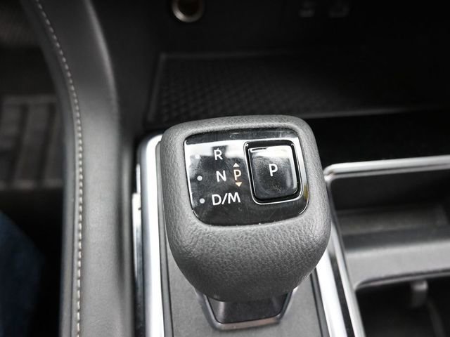 Used 2024 Nissan Pathfinder SV image 24