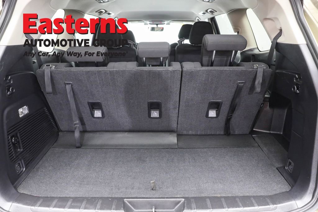 Used 2022 Subaru Ascent Premium w/ Convenience Package image 9