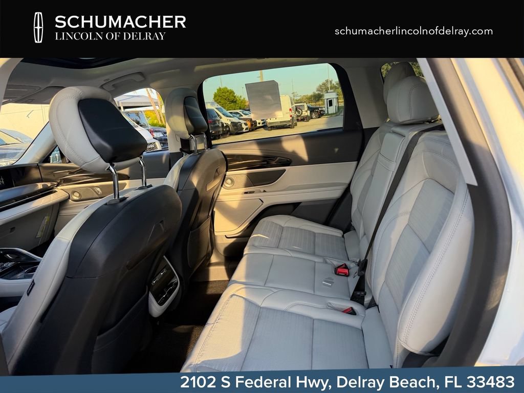New 2026 Lincoln Nautilus Reserve AWD/4WD image 13