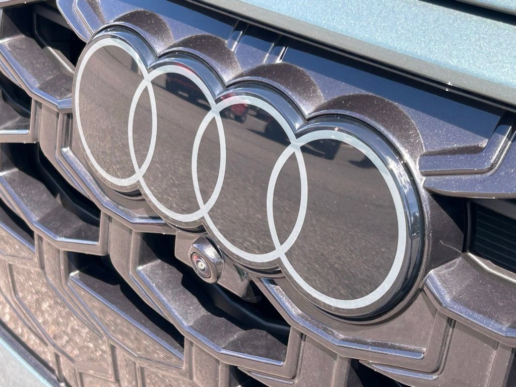 New 2026 Audi Q3 quattro 2.0T AWD/4WD image 40