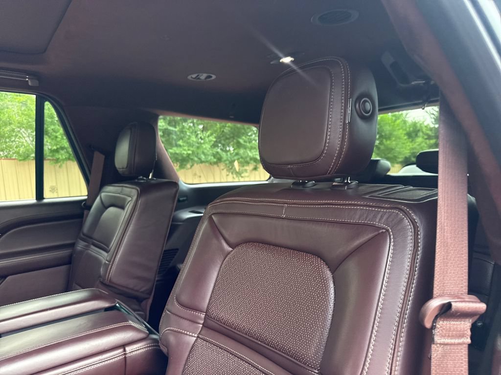 Used 2018 Lincoln Navigator Black Label AWD/4WD image 21