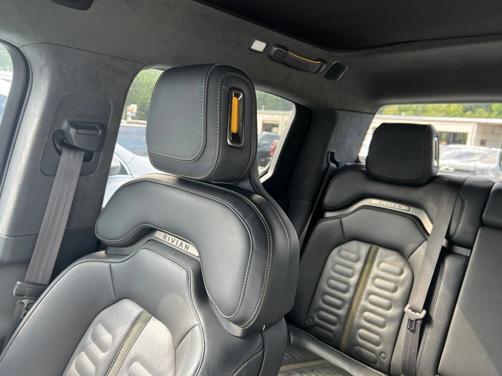 Used 2022 Rivian R1T Adventure AWD/4WD image 11