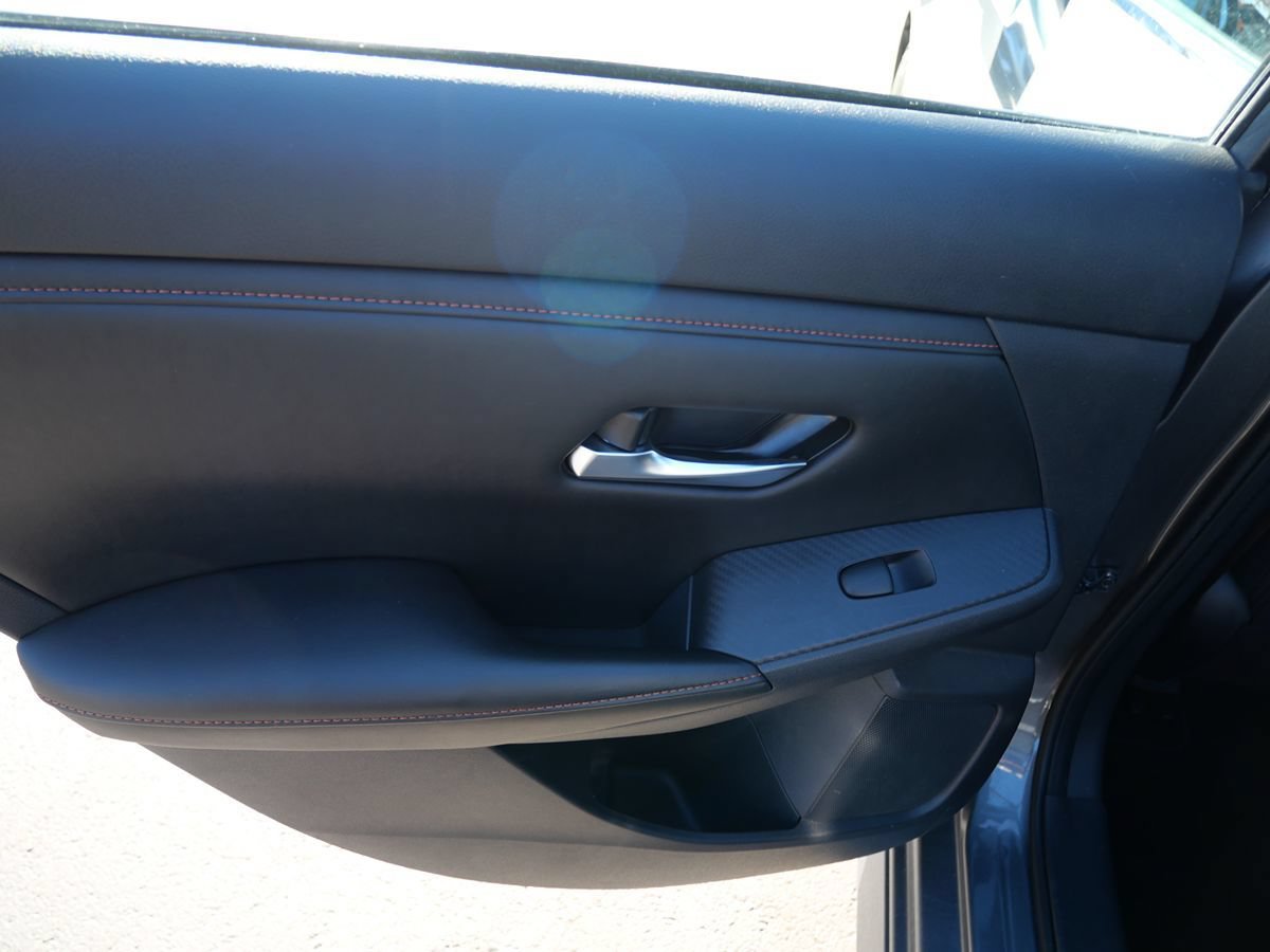 Used 2021 Nissan Sentra SR w/ Electronics Package FWD image 24