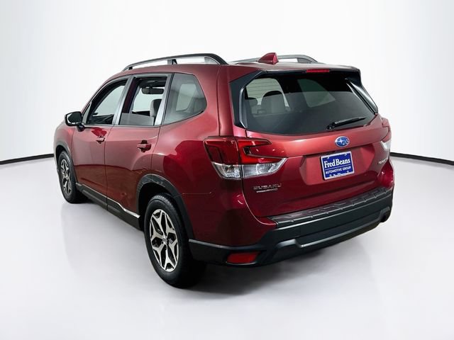 Used 2019 Subaru Forester Premium AWD/4WD image 9