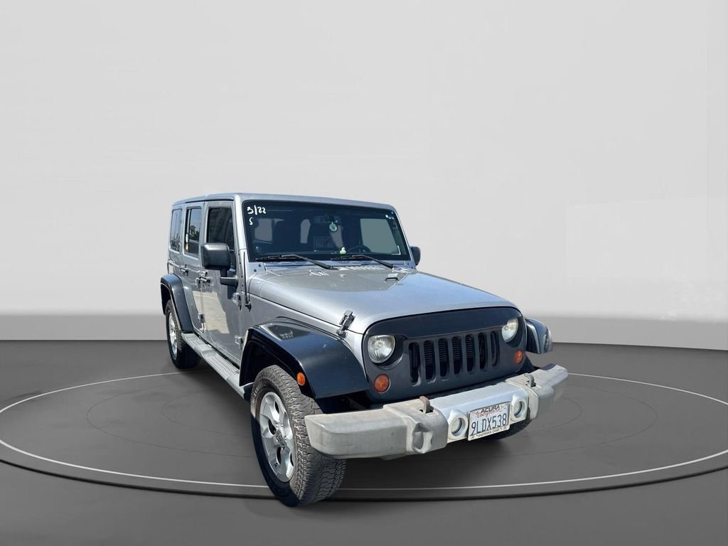 Used 2013 Jeep Wrangler Unlimited Sahara w/ Connectivity Group image 3