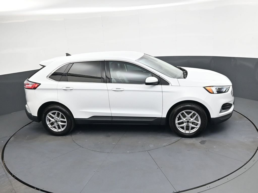 Used 2023 Ford Edge SEL image 29