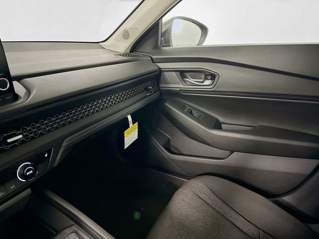 Certified 2025 Honda Accord SE image 31