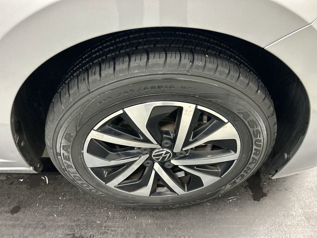 Certified 2023 Volkswagen Jetta S FWD image 8