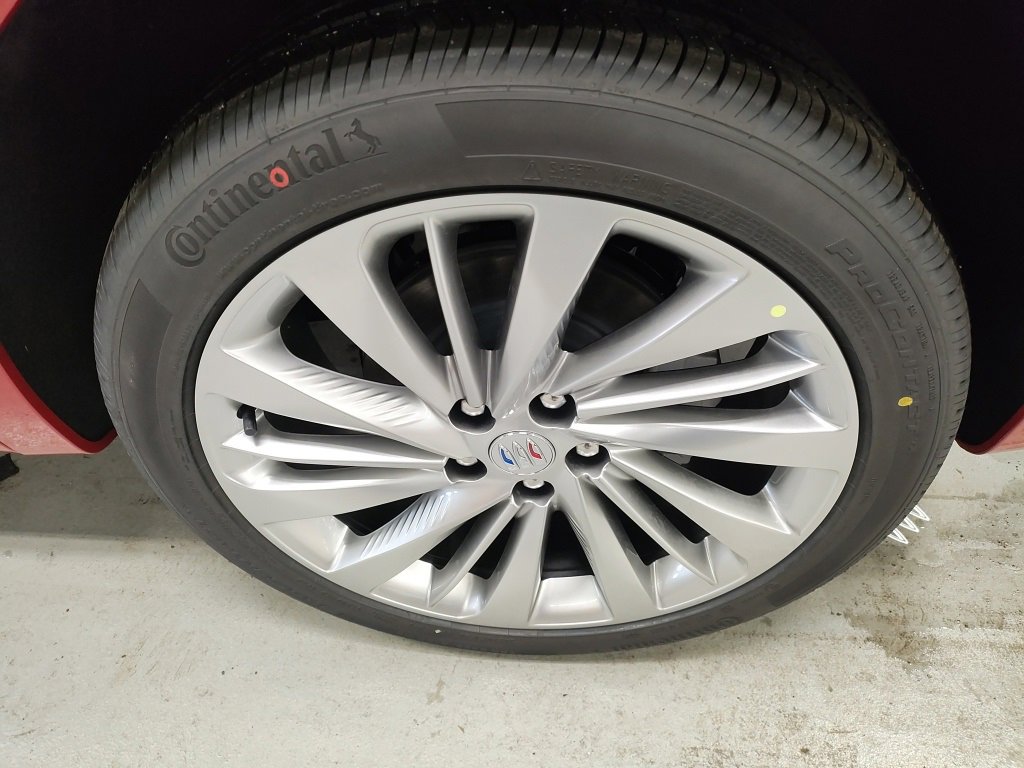 New 2026 Buick Envision Avenir image 21