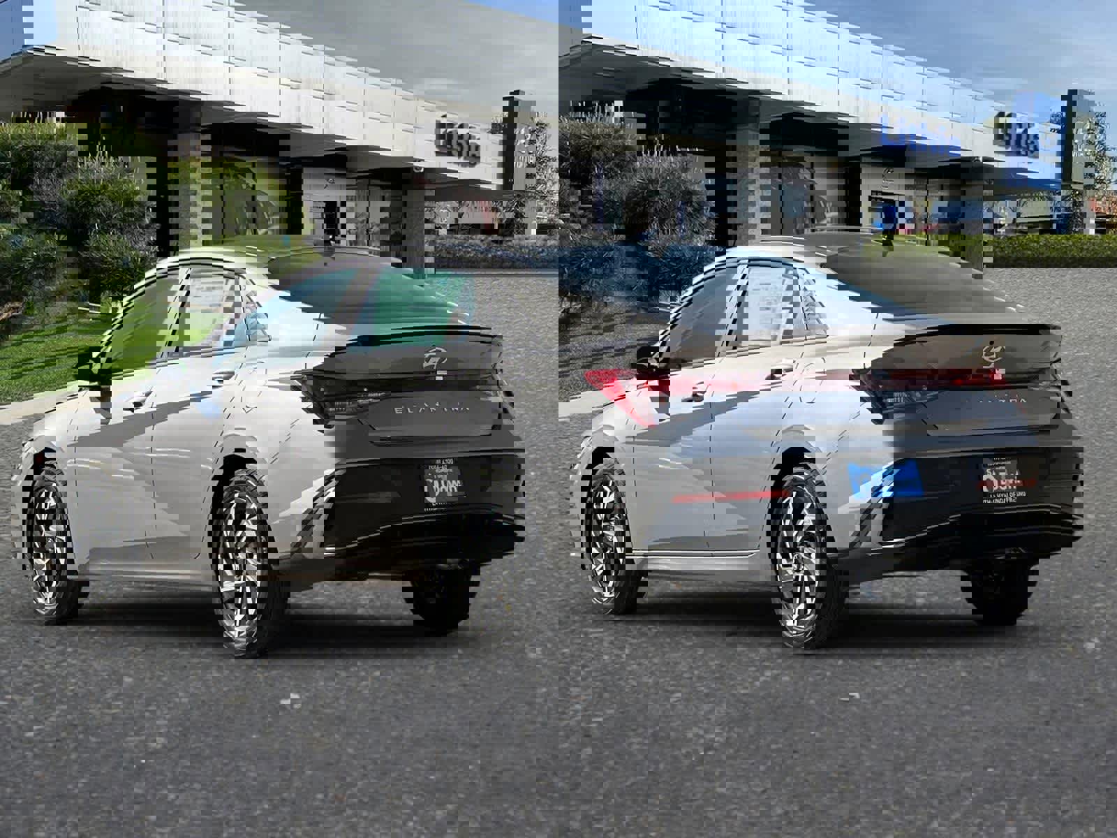 New 2025 Hyundai Elantra Sport image 7