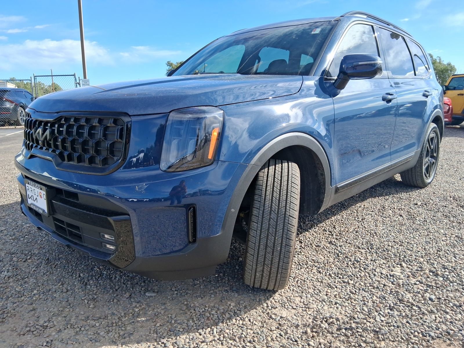 Used 2025 Kia Telluride SX Prestige X-Line AWD/4WD image 1