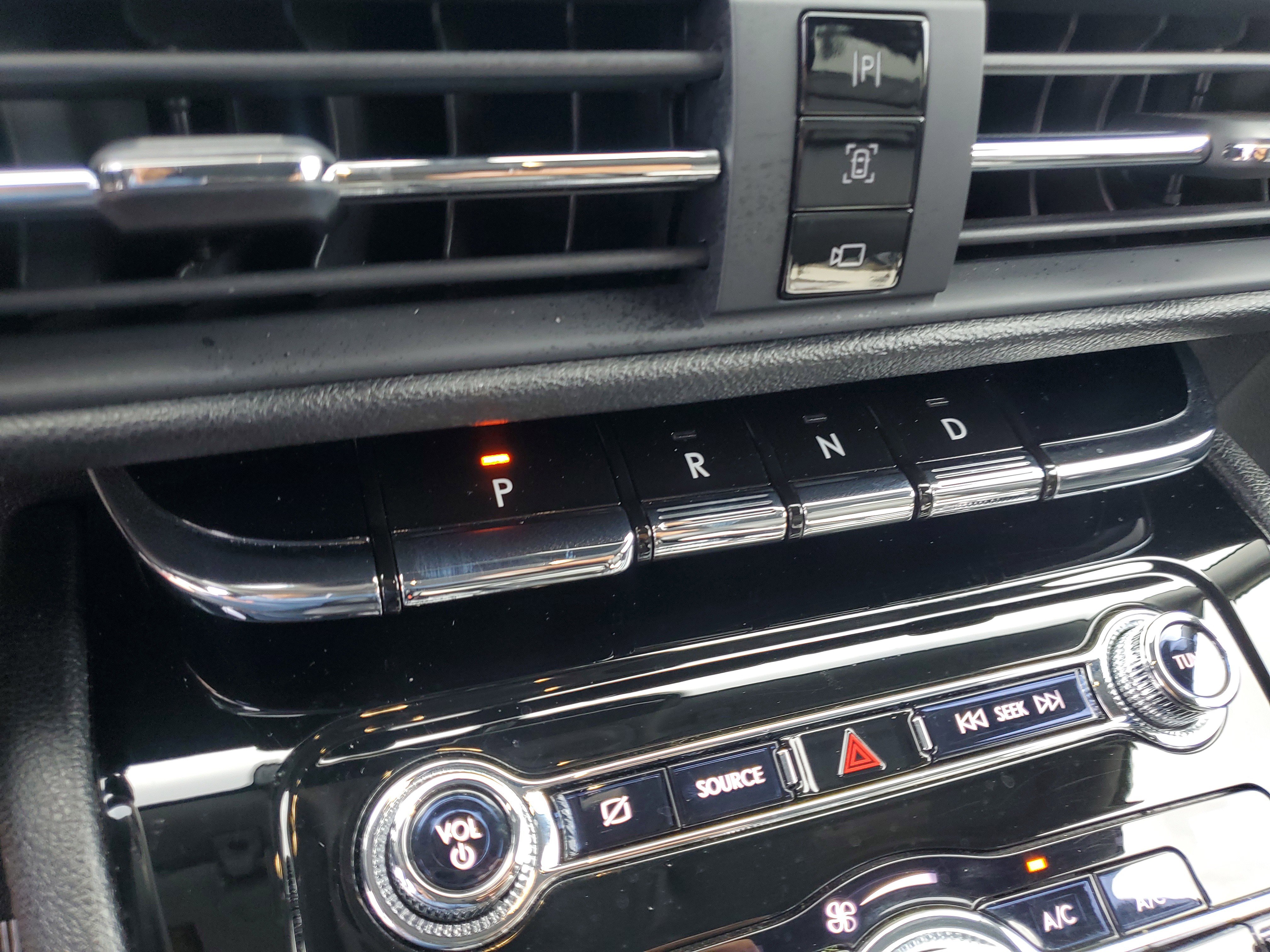 Certified 2020 Lincoln Corsair FWD image 22