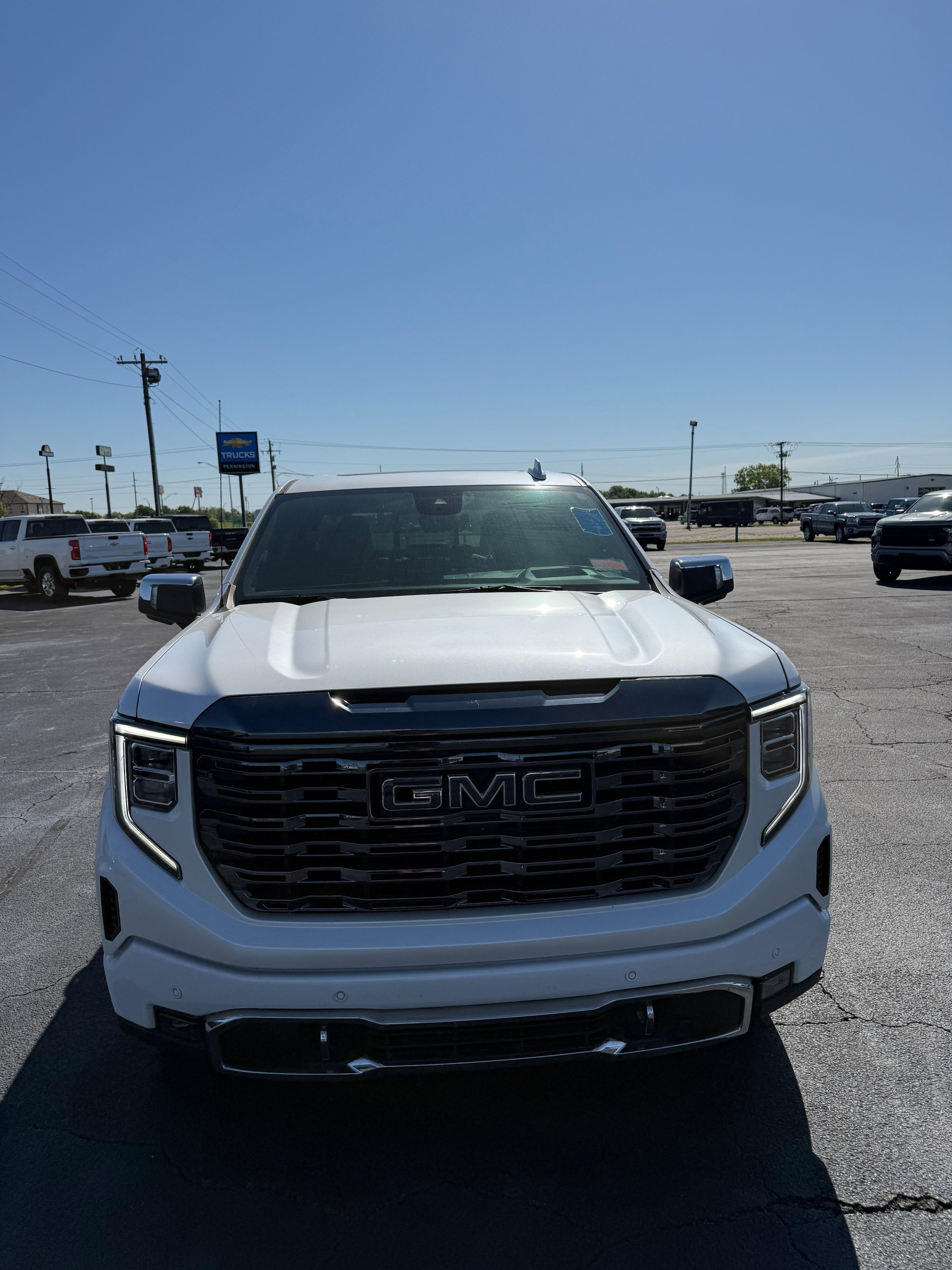 Used 2024 GMC Sierra 1500 Denali Ultimate AWD/4WD image 2