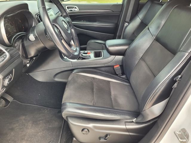 Used 2019 Jeep Grand Cherokee Altitude image 26