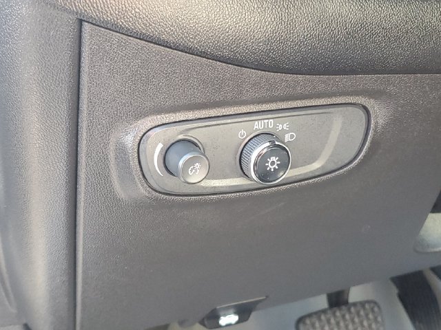 Used 2022 Chevrolet Equinox LT FWD image 28