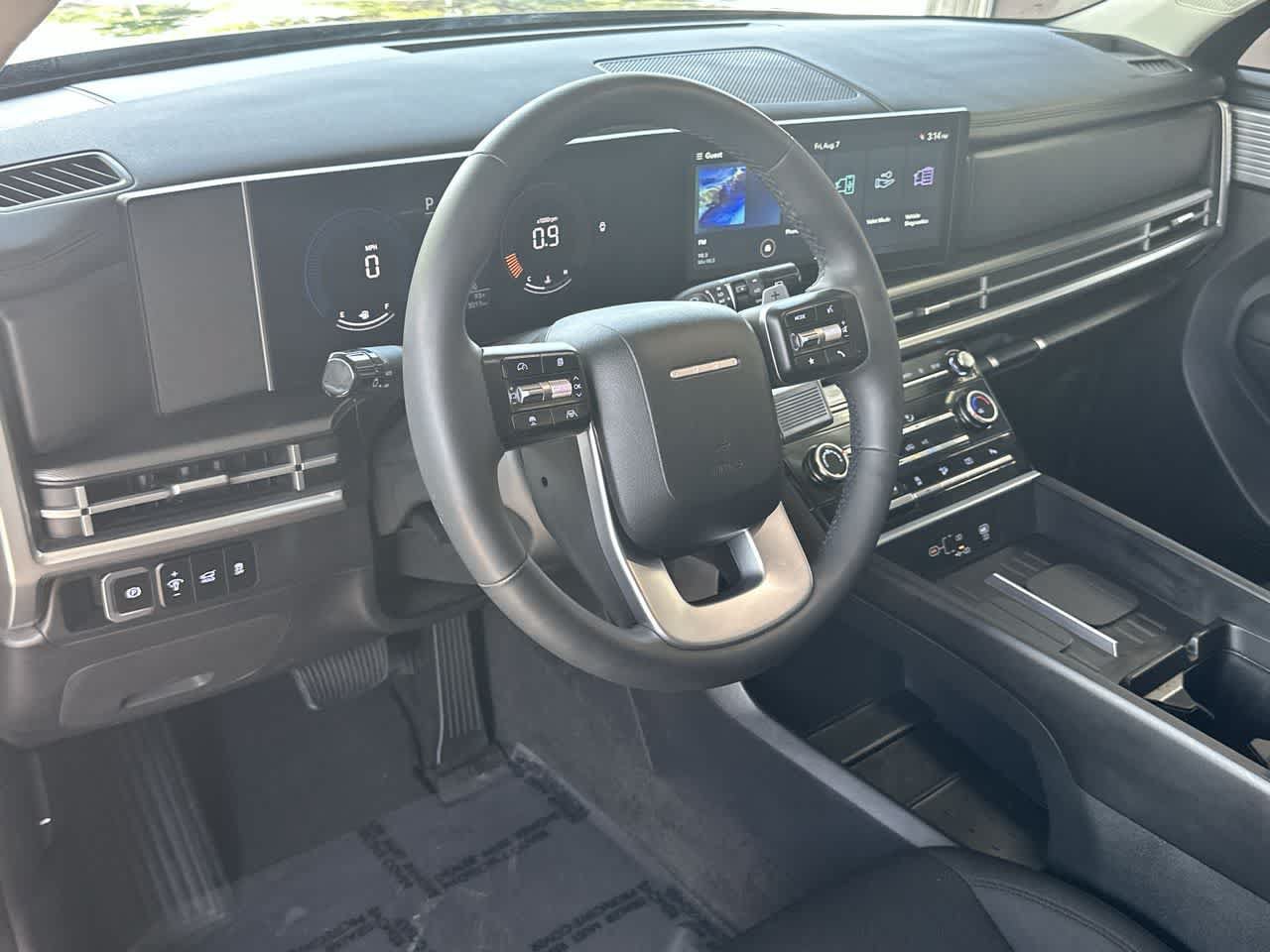 Used 2026 Hyundai Santa Fe SE FWD image 13
