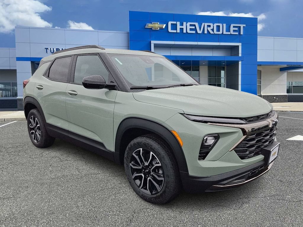 New 2026 Chevrolet TrailBlazer ACTIV w/ Driver Confidence Package AWD/4WD image 2