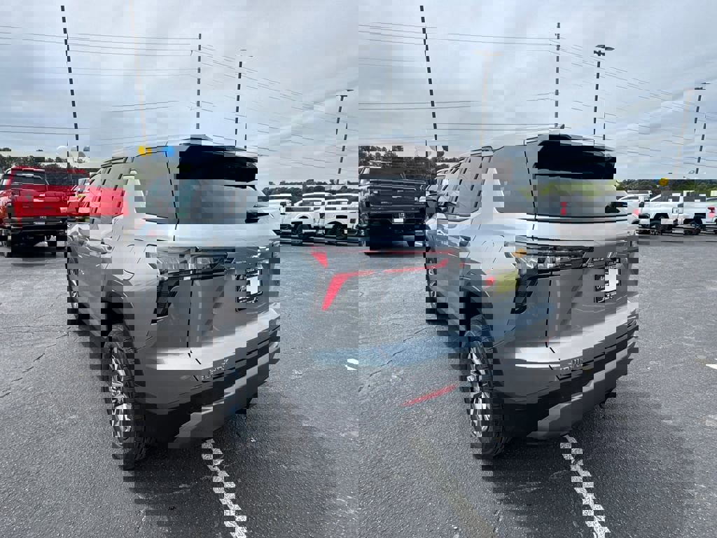 New 2026 Chevrolet Equinox LT image 8