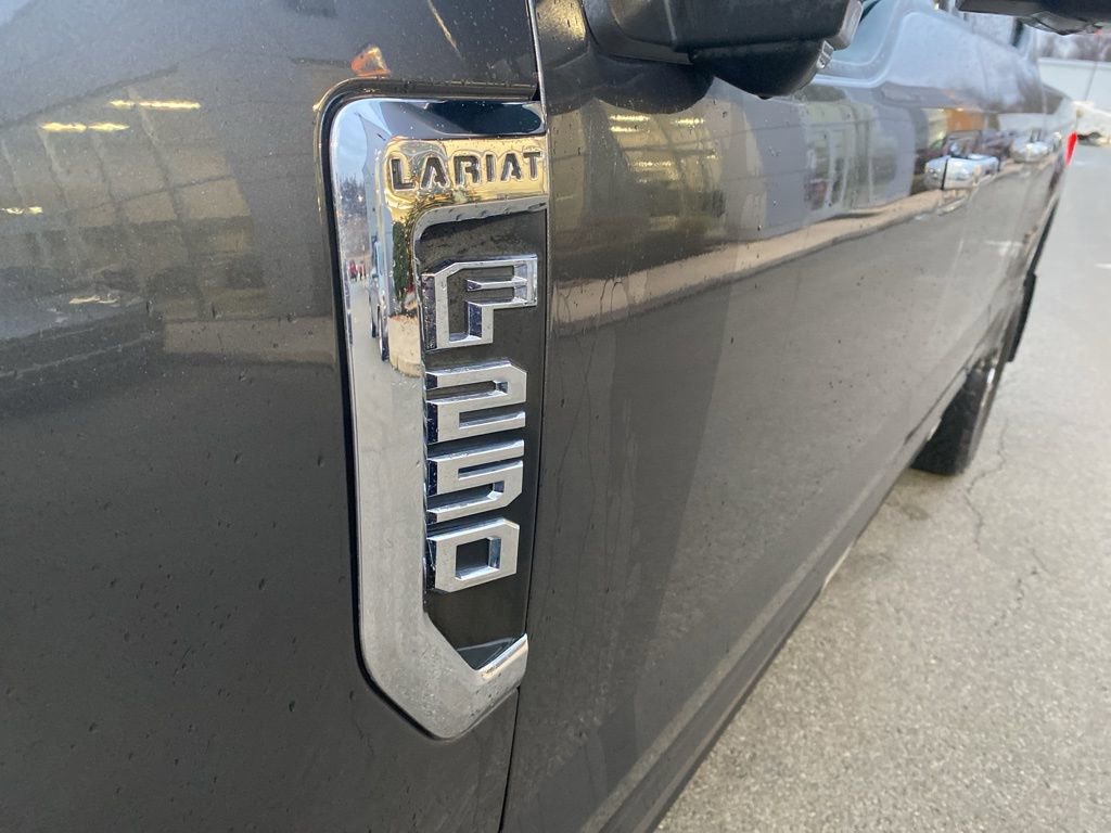Used 2017 Ford F250 Lariat w/ Lariat Ultimate Package image 7