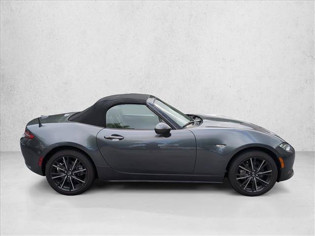 Used 2024 MAZDA MX-5 Miata Grand Touring RWD image 4