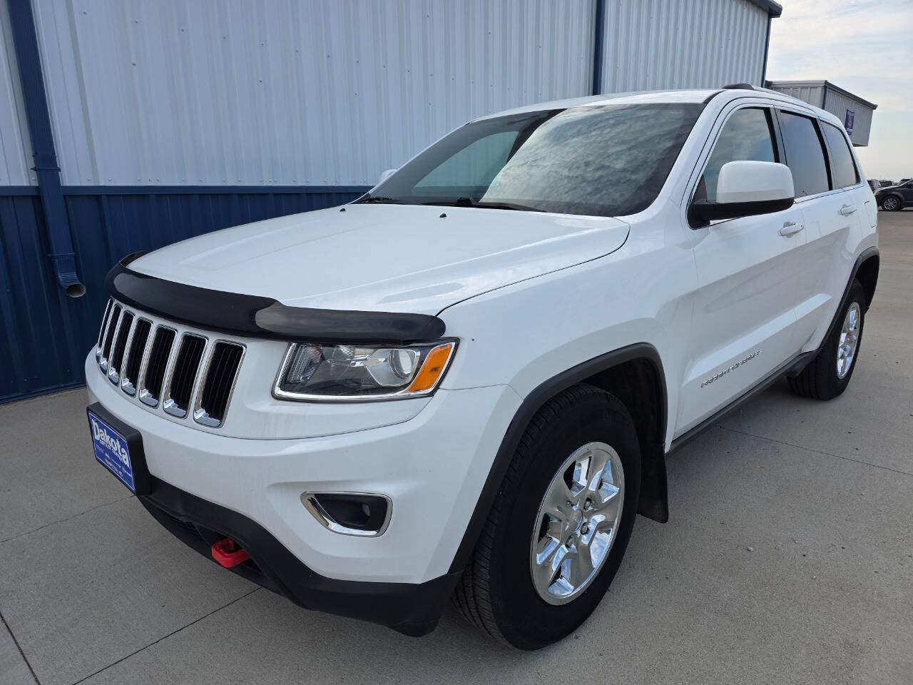 Used 2015 Jeep Grand Cherokee Laredo w/ Quick Order Package 23E AWD/4WD image 2
