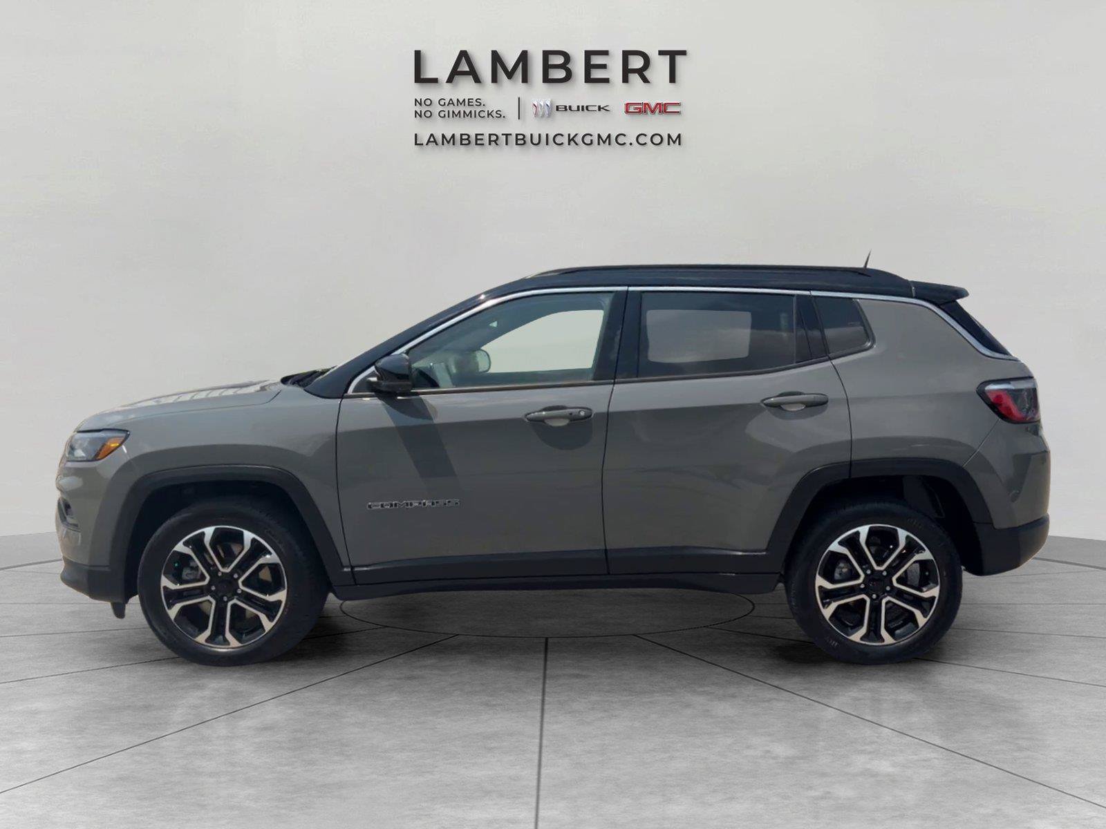 Used 2023 Jeep Compass Limited AWD/4WD image 2