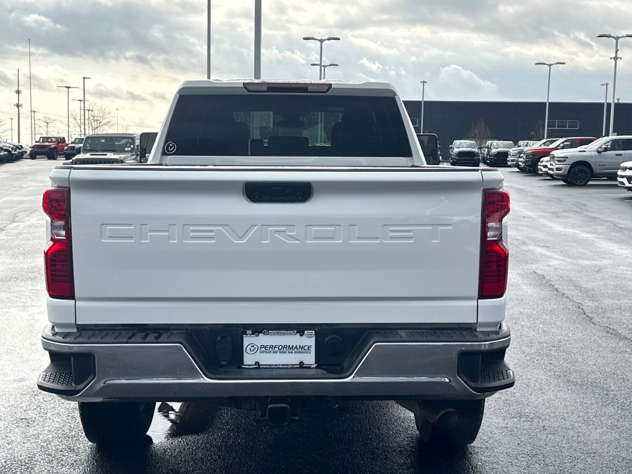 Used 2024 Chevrolet Silverado 3500 LT image 4