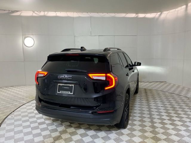 Used 2023 GMC Terrain SLE w/ Driver Convenience Package FWD image 17