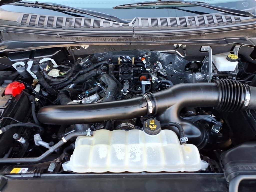 Used 2024 Ford Expedition Max XLT image 27