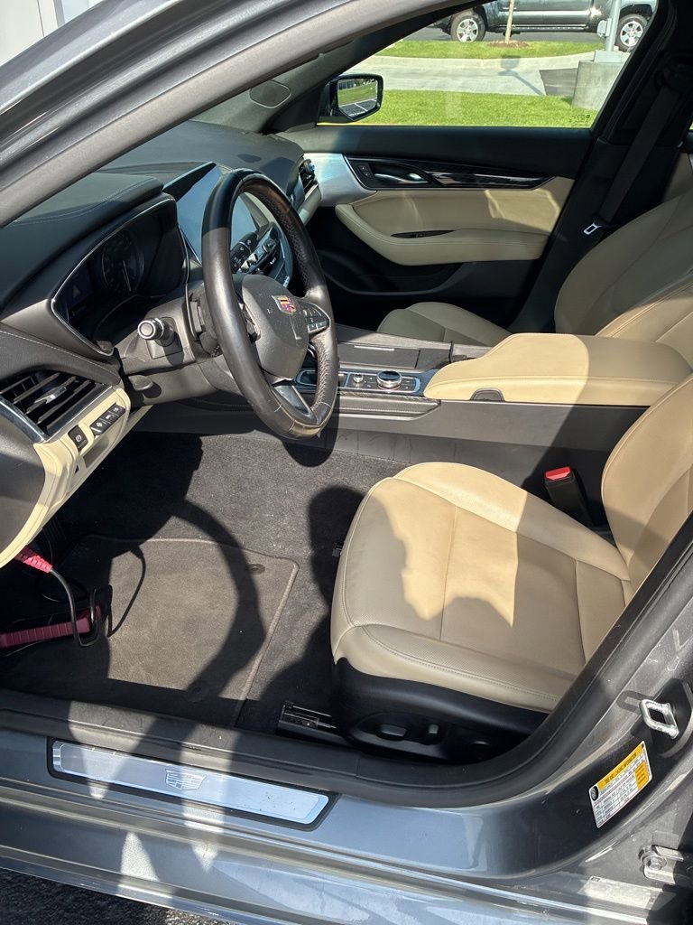 Used 2020 Cadillac CT5 Premium Luxury AWD/4WD image 4