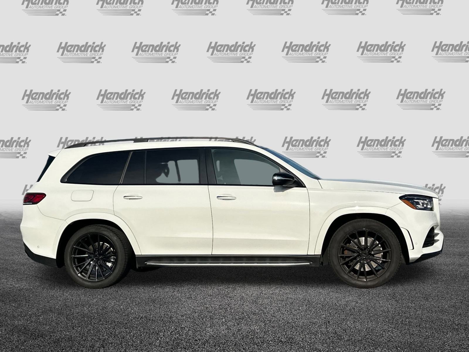 Used 2022 Mercedes-Benz GLS 450 4MATIC image 3
