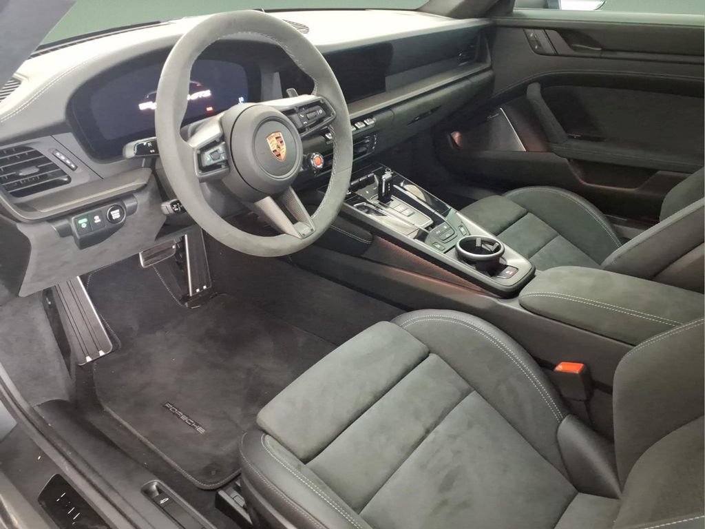 Used 2025 Porsche 911 Carrera 4 GTS AWD/4WD image 7