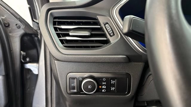 Used 2025 Ford Escape Platinum AWD/4WD image 33