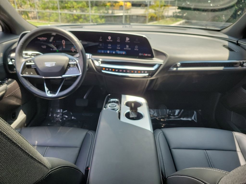 Used 2024 Cadillac Lyriq Tech w/ Driver Assist Package AWD/4WD image 17