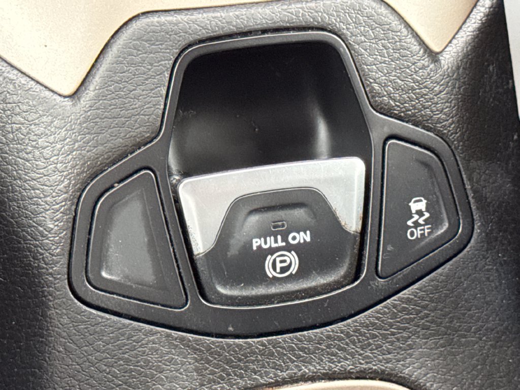 Used 2017 Jeep Renegade Sport w/ Power & Air Group AWD/4WD image 45