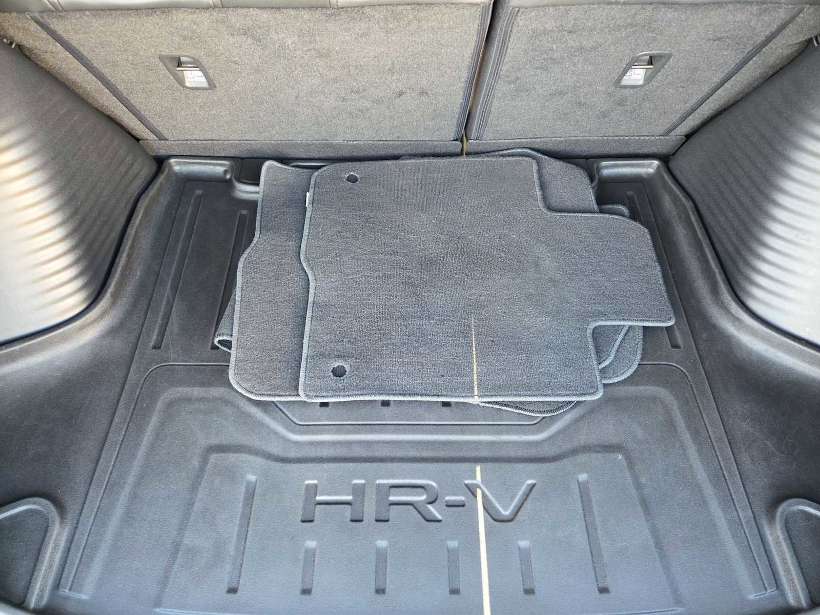 Used 2024 Honda HR-V EX-L image 33