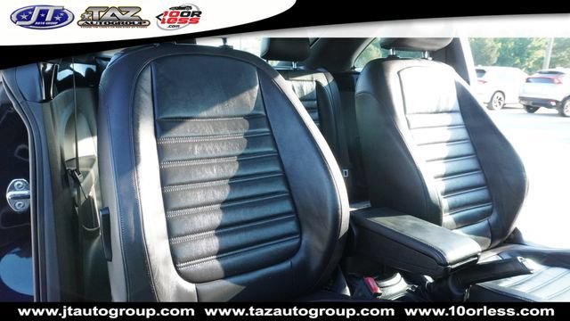 Used 2012 Volkswagen Beetle 2.0T FWD image 20