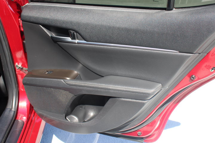 Certified 2021 Toyota Camry XLE FWD image 16